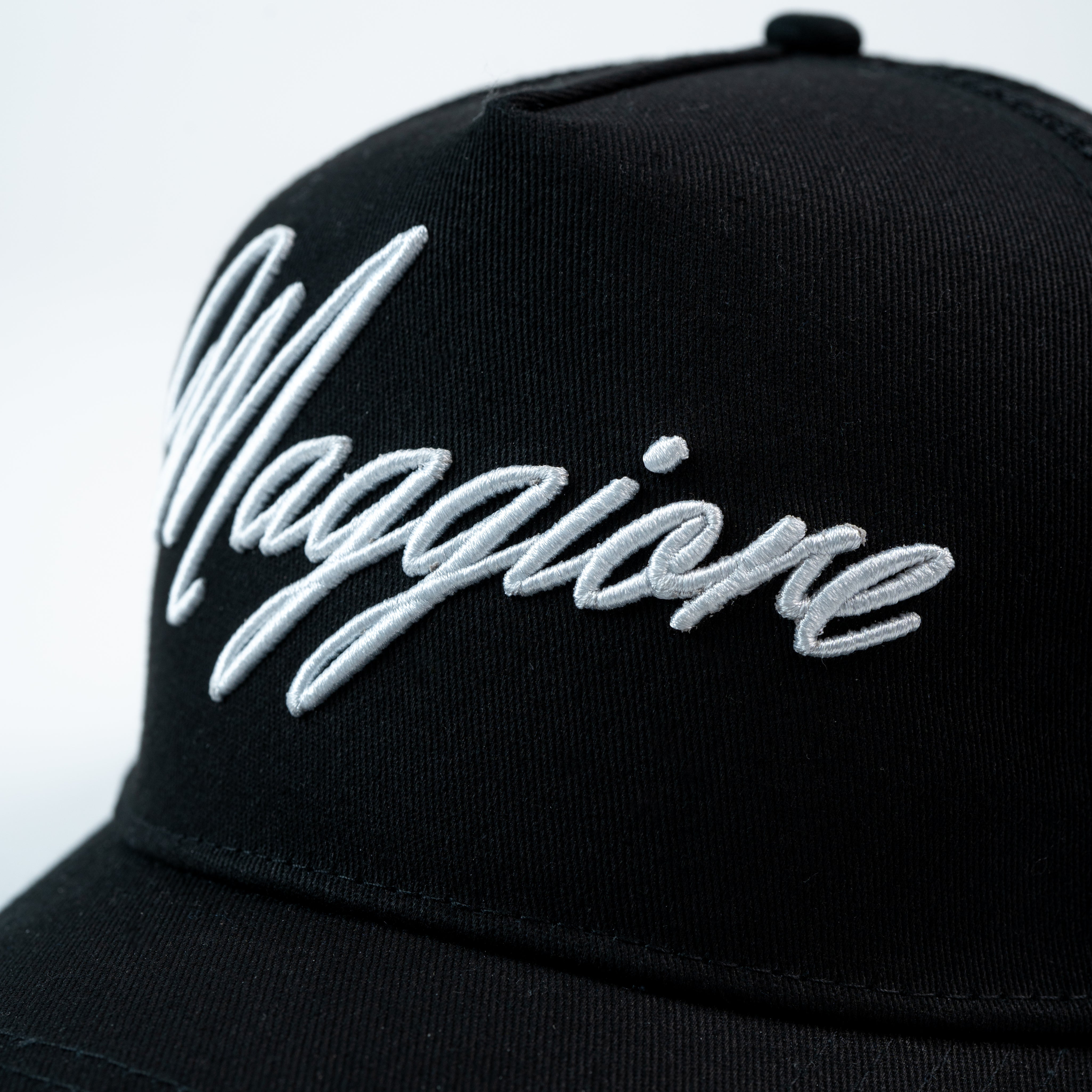 MAGGIORE Script Black Cap - MAGGIORE