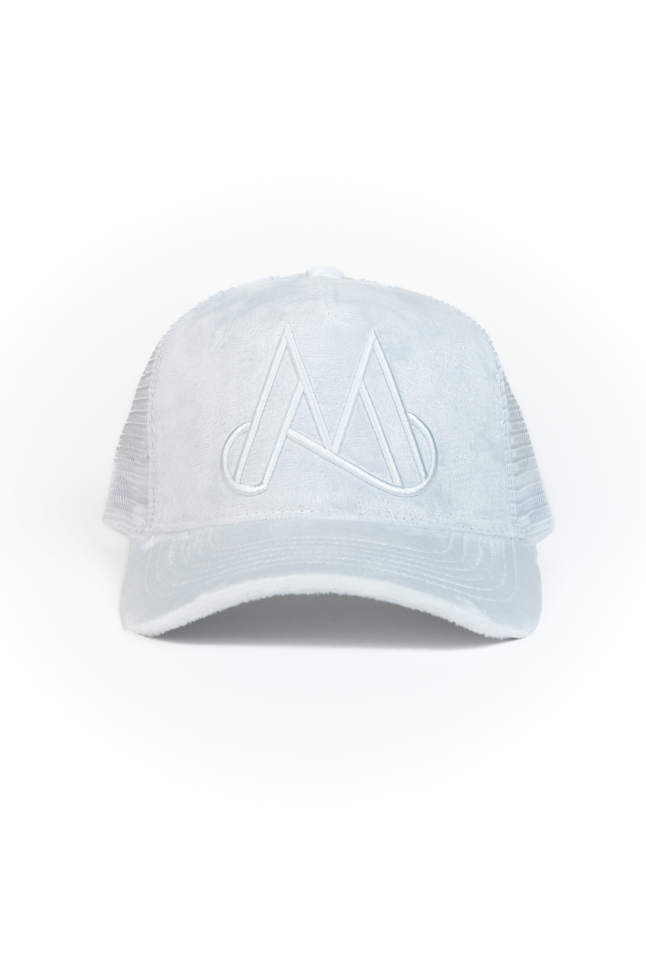 MAGGIORE Unlimited M Logo White Cap - MAGGIORE