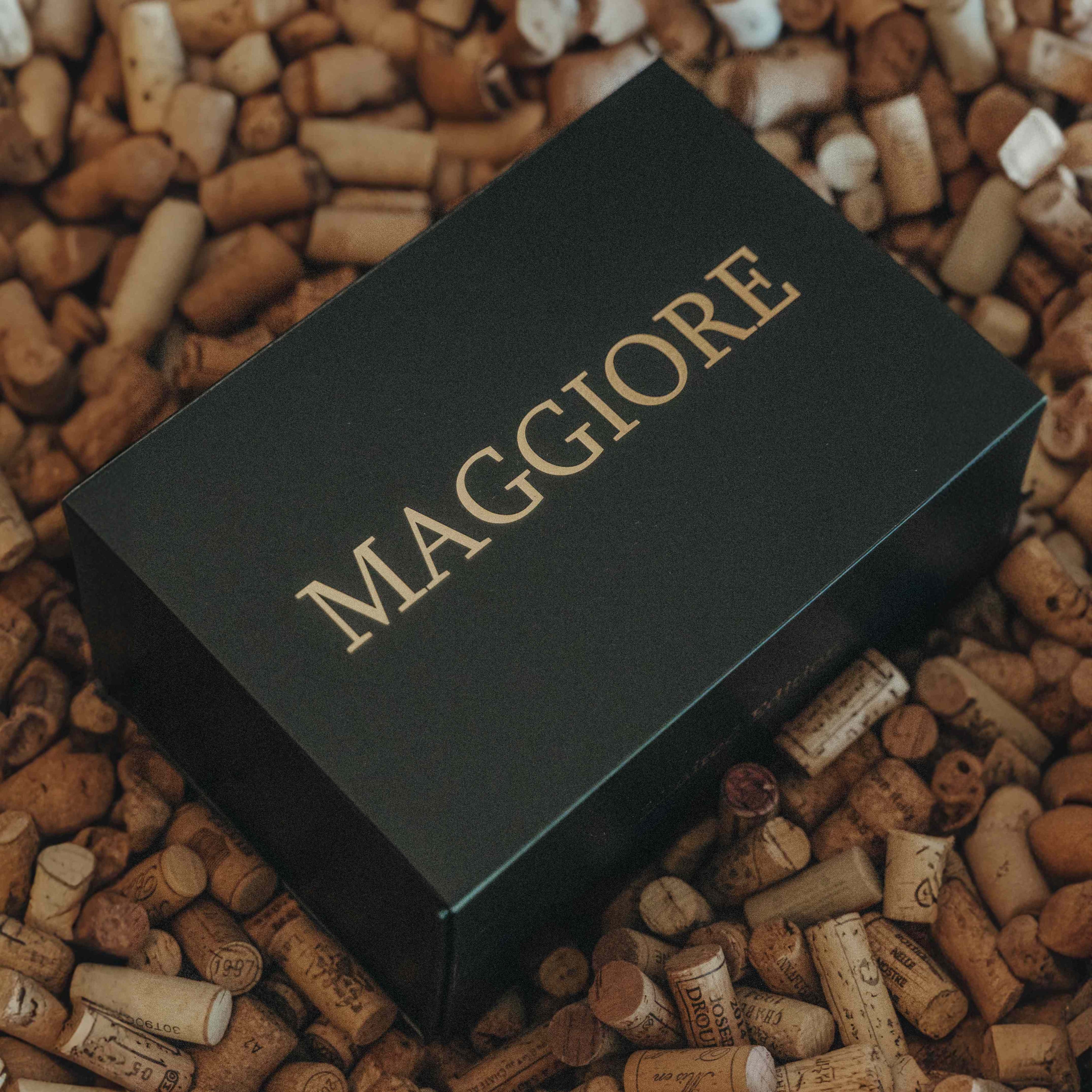 MAGGIORE Limited Edition Cap Box.jpg__PID:7d173433-1f46-4c00-9e9e-d4c32907e920