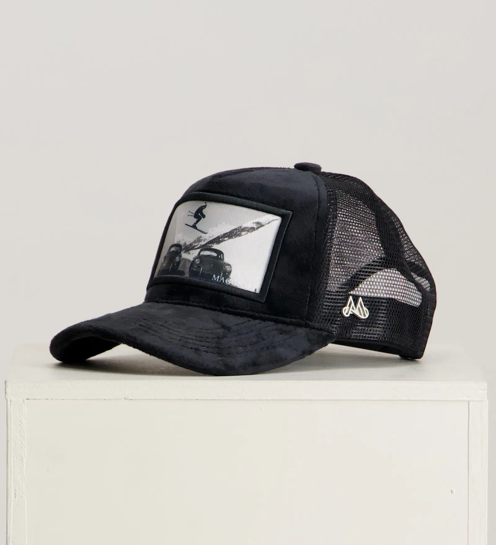 MAGGIORE Ski Black Cap - MAGGIORE