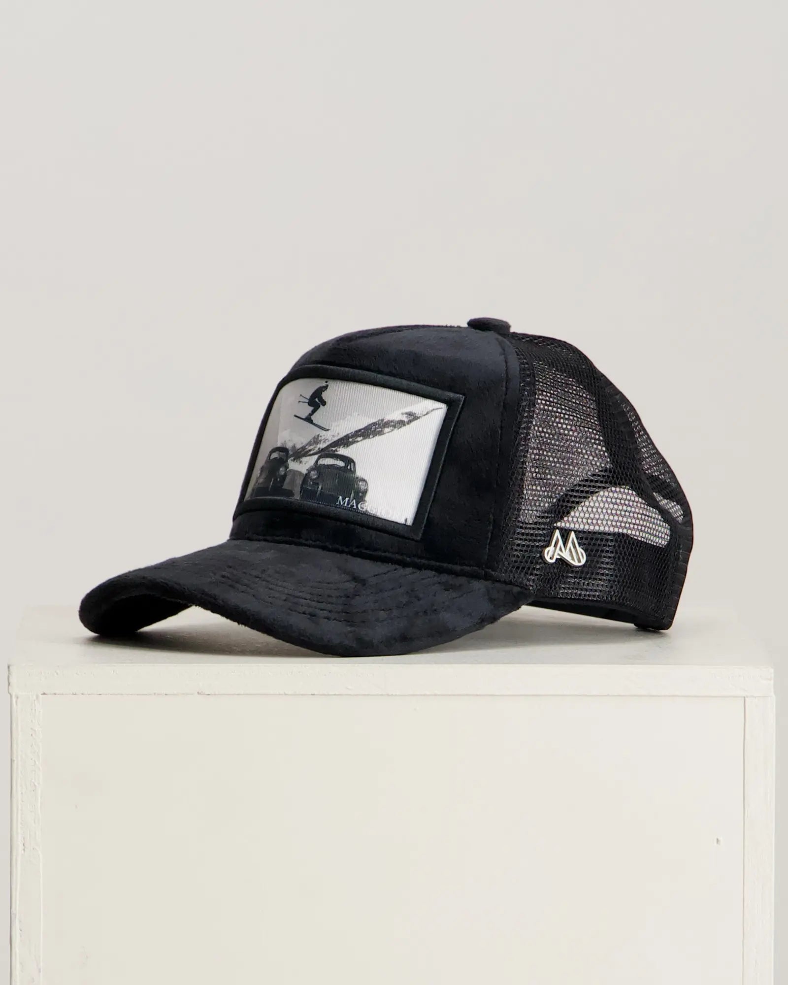 MAGGIORE Ski Black Cap - MAGGIORE